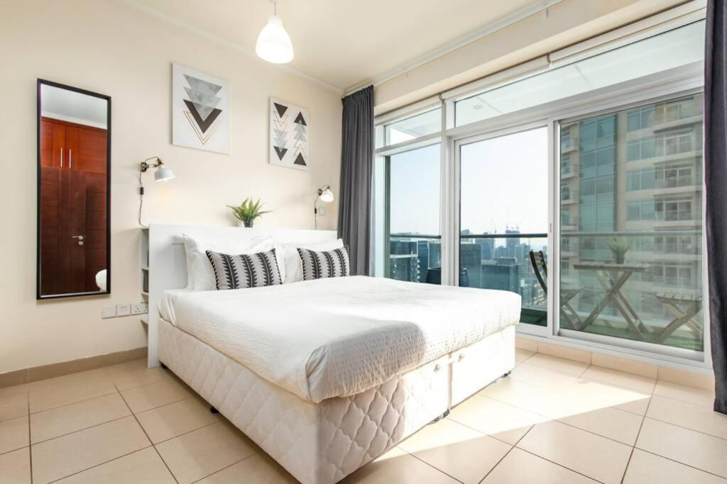 Apartment Stylish 2br In Burj Views In The Heart Of Downtown *
