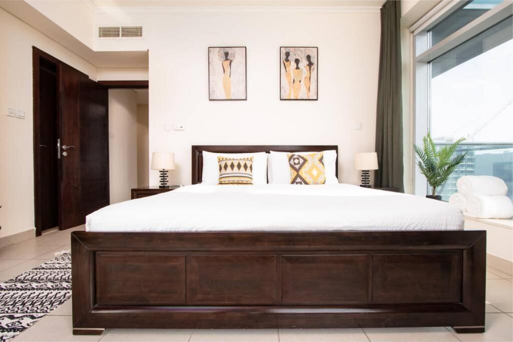 Stylish 2br In Burj Views In The Heart Of Downtown *